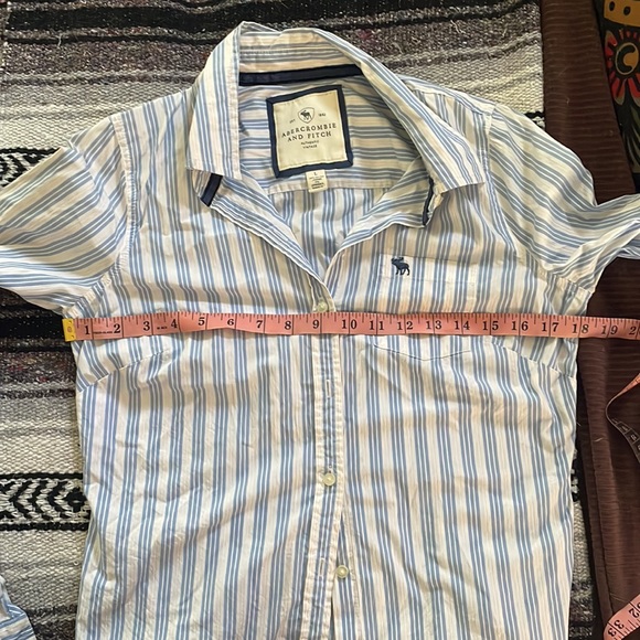 ABERCROMBIE & FITCH PINSTRIPE BUTTON DOWN - Picture 2 of 3